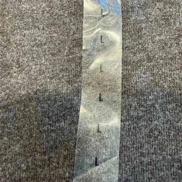 GH Bass long sleeve men’s pullover gray size L NEW - Picture 3 of 7